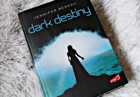 Jennifer Benkau - Dark Destiny