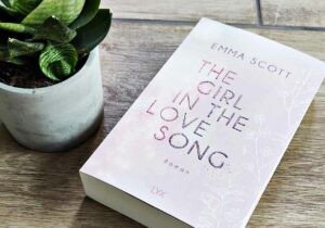 Emma Scott - The Girl in the Love Song